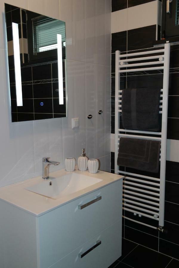 Studio Apartman Anamaria Zagreb Exterior foto
